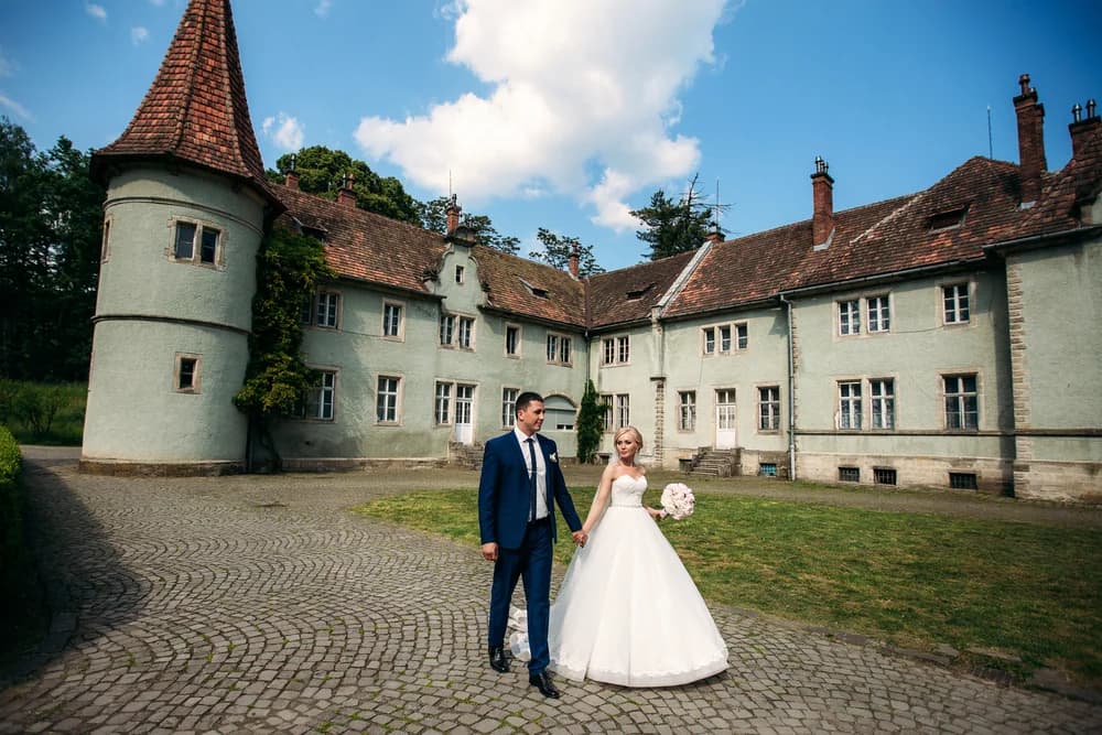 How to Turn Your Castle Into a Business