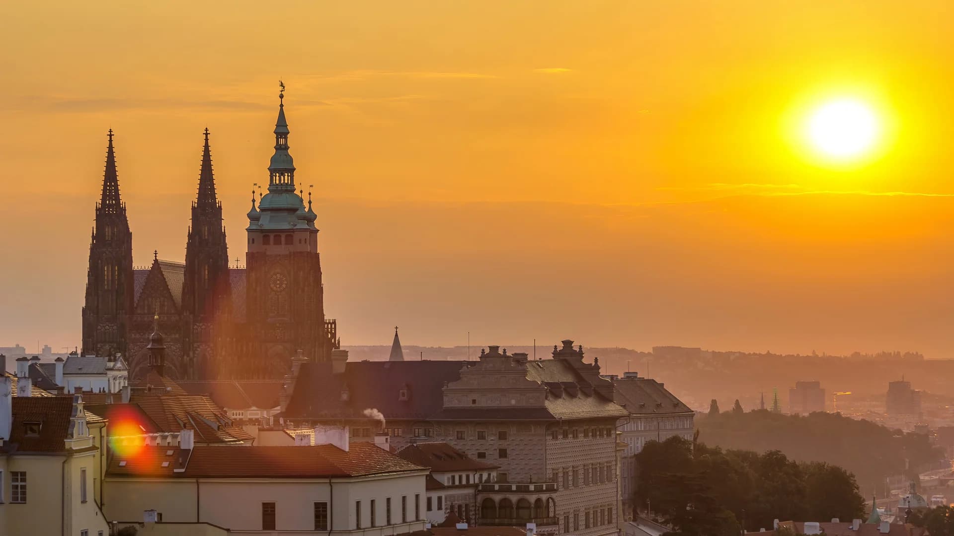 Castles near Prague: 8 to visit, from Prague Castle to Český Krumlov
