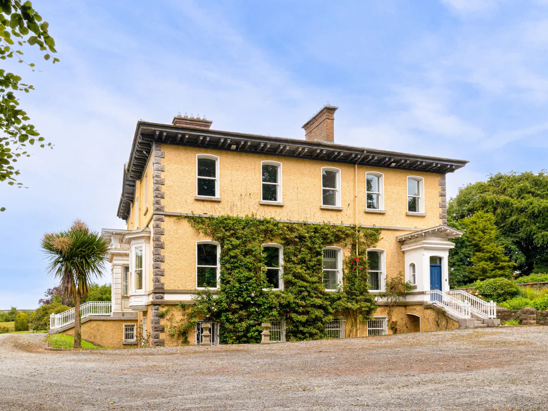 Elegant Late Georgian Country Residence with Pool and Walled Garden — in Ardee, Ireland